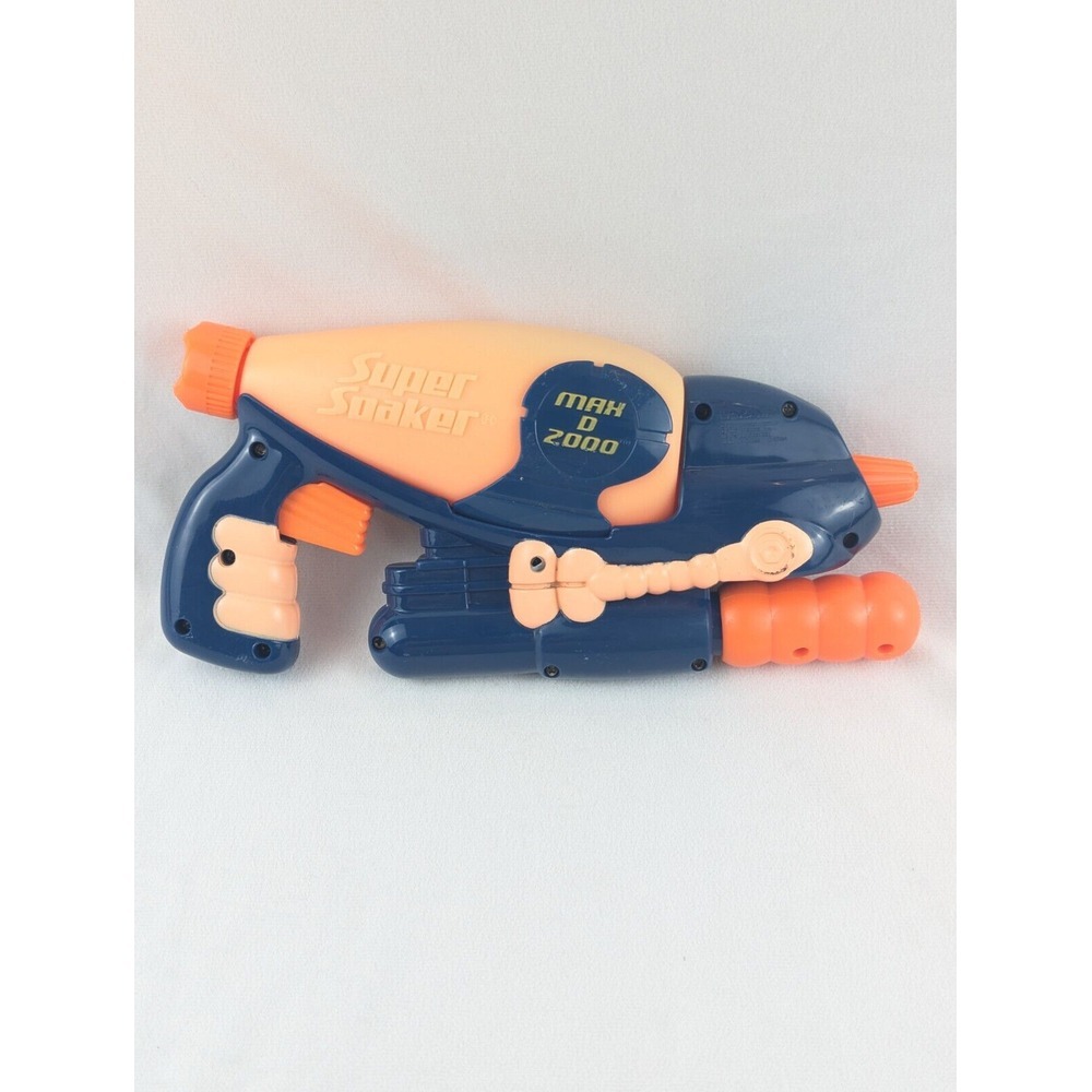 Official Super Soaker Max-D 2000 Water Gun – Hasbro Maximum Distance‎ Squirt Toy